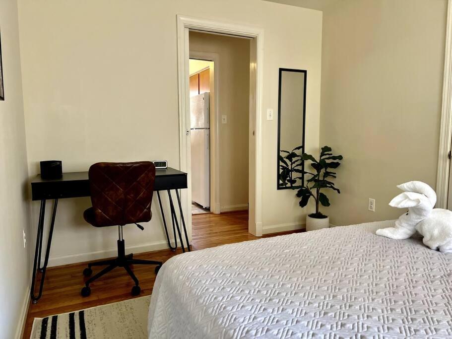 New 3 Brd Modern Urban Gateway Apartment Arlington Exterior photo